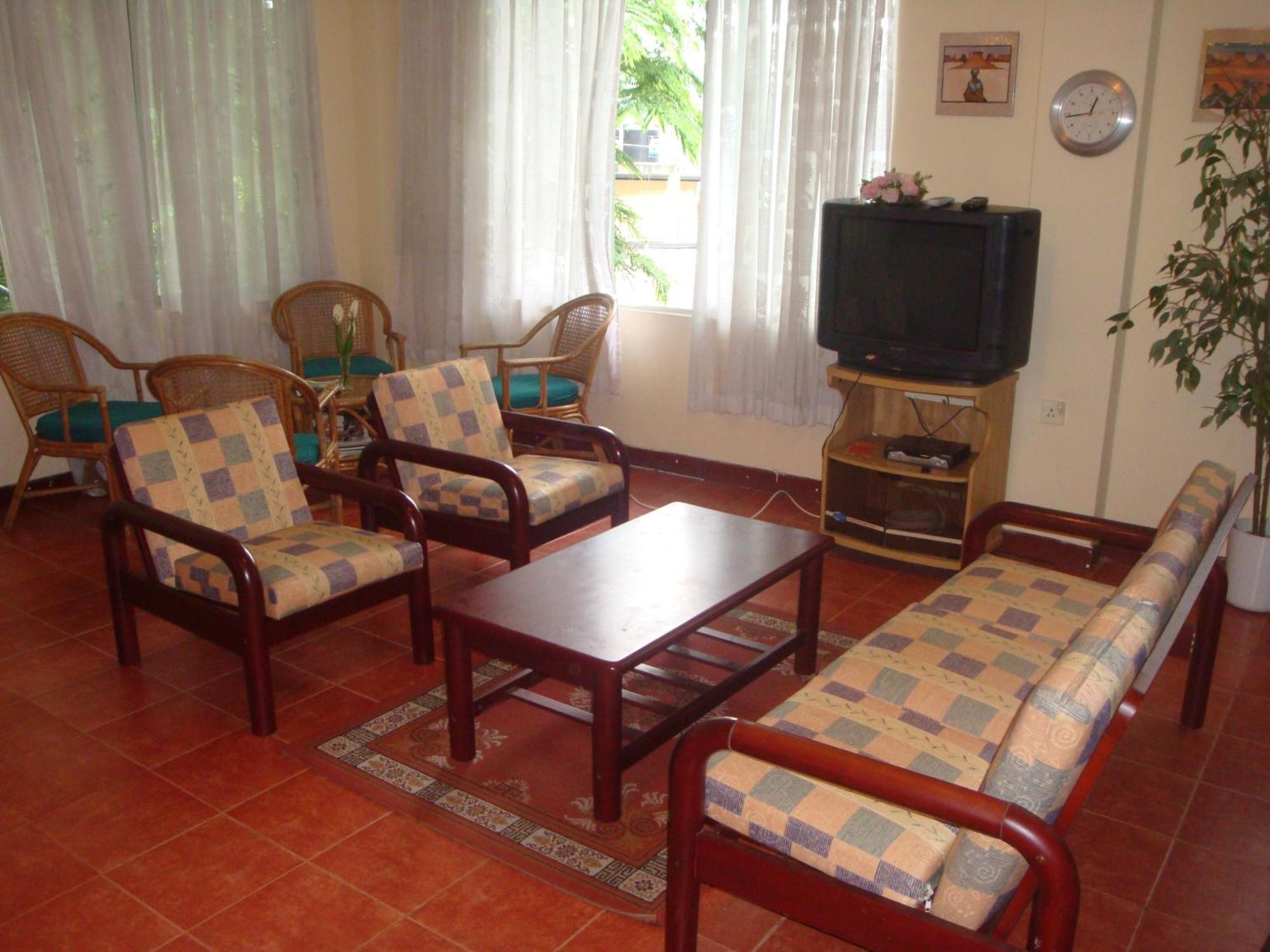 Days Inn Kandy Bagian luar foto